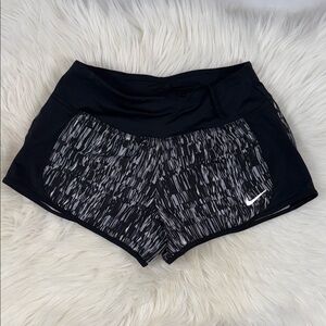 Nike Women's Athletic Shorts in Black and Gray